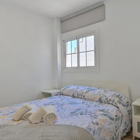 Bonito A 100 M De La Playa アパート *